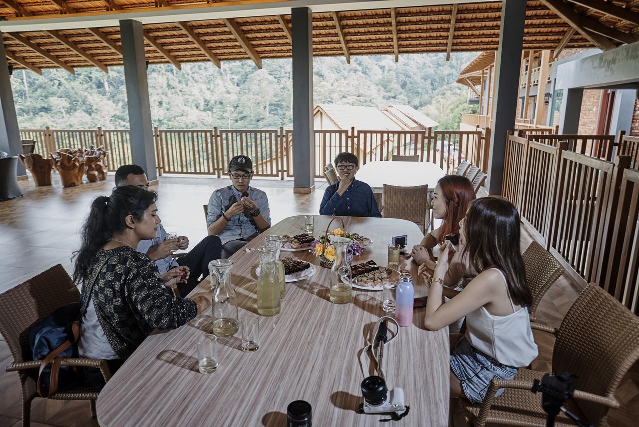 Peppaville Resort Janda Baik Ngoại thất bức ảnh